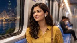 Women safety mumbai metro