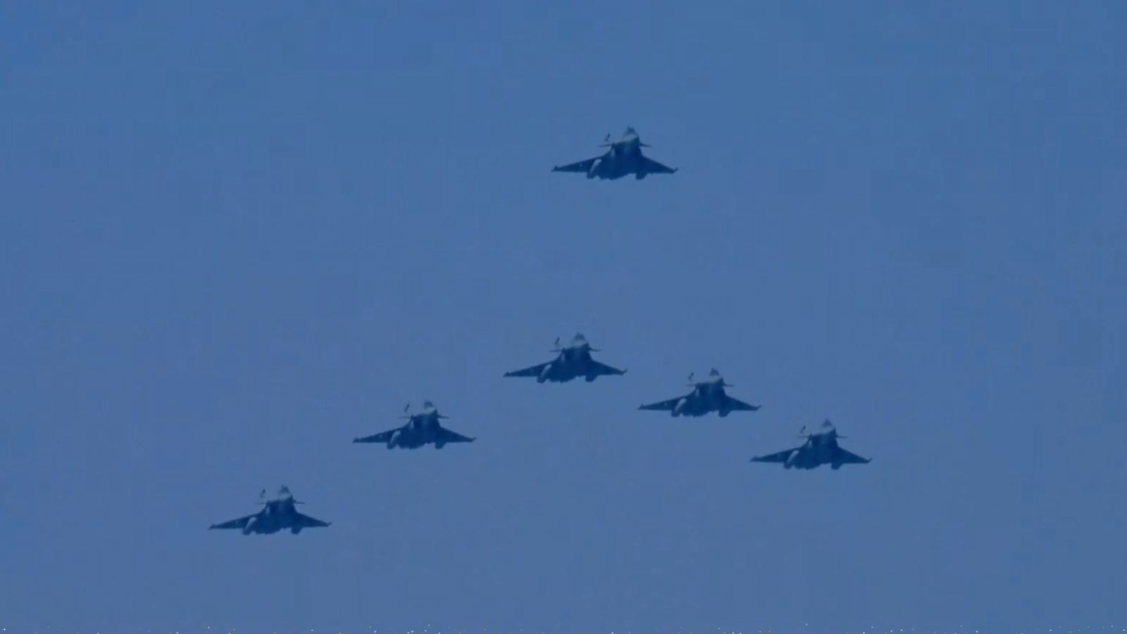 Rafale Jets and Marching Contingents Steal the Show at 77th Republic Day Parade