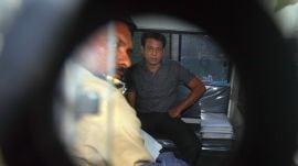 Police taking Abu Salem to Taloja jail after the court sentenced him to life imprionment in Pradeep Jain murder case. (Express Archive Photo by Prashant Nadkar)