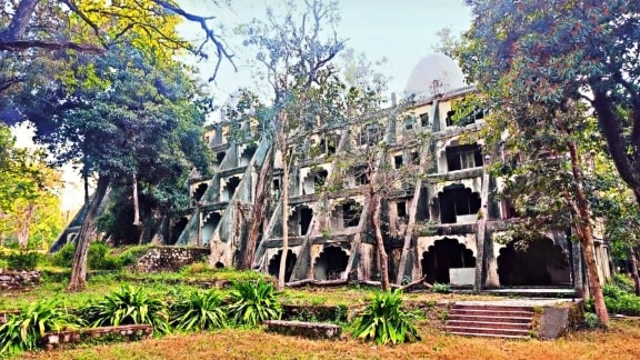 Hiccup in Beatles Ashram revamp plan, Beatles Ashram revamp plan, Beatles Ashram, Chaurasi Kutiya Swargashram, Dehradun, Uttarakhand, Indian express news, current affairs