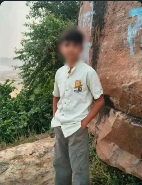 La víctima, Ayush Kesarwani, era un estudiante de Clase VII.