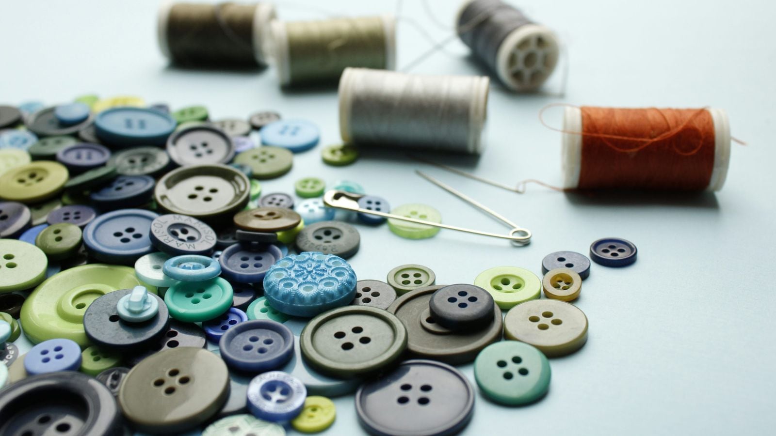 The first meme of 2026 is about not explaining yourself. And buttons.