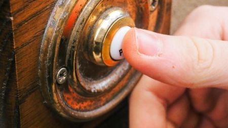 On Sunday evening, she was alone in her flat and busy with household work when she heard the doorbell.