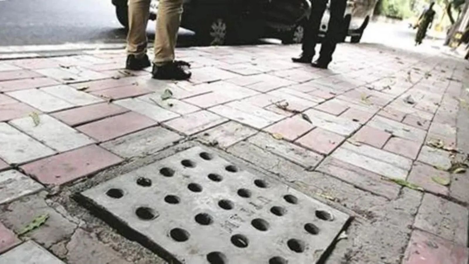 Four-Year-Old Girl Found Dead in Delhi Drain After Three-Day Search