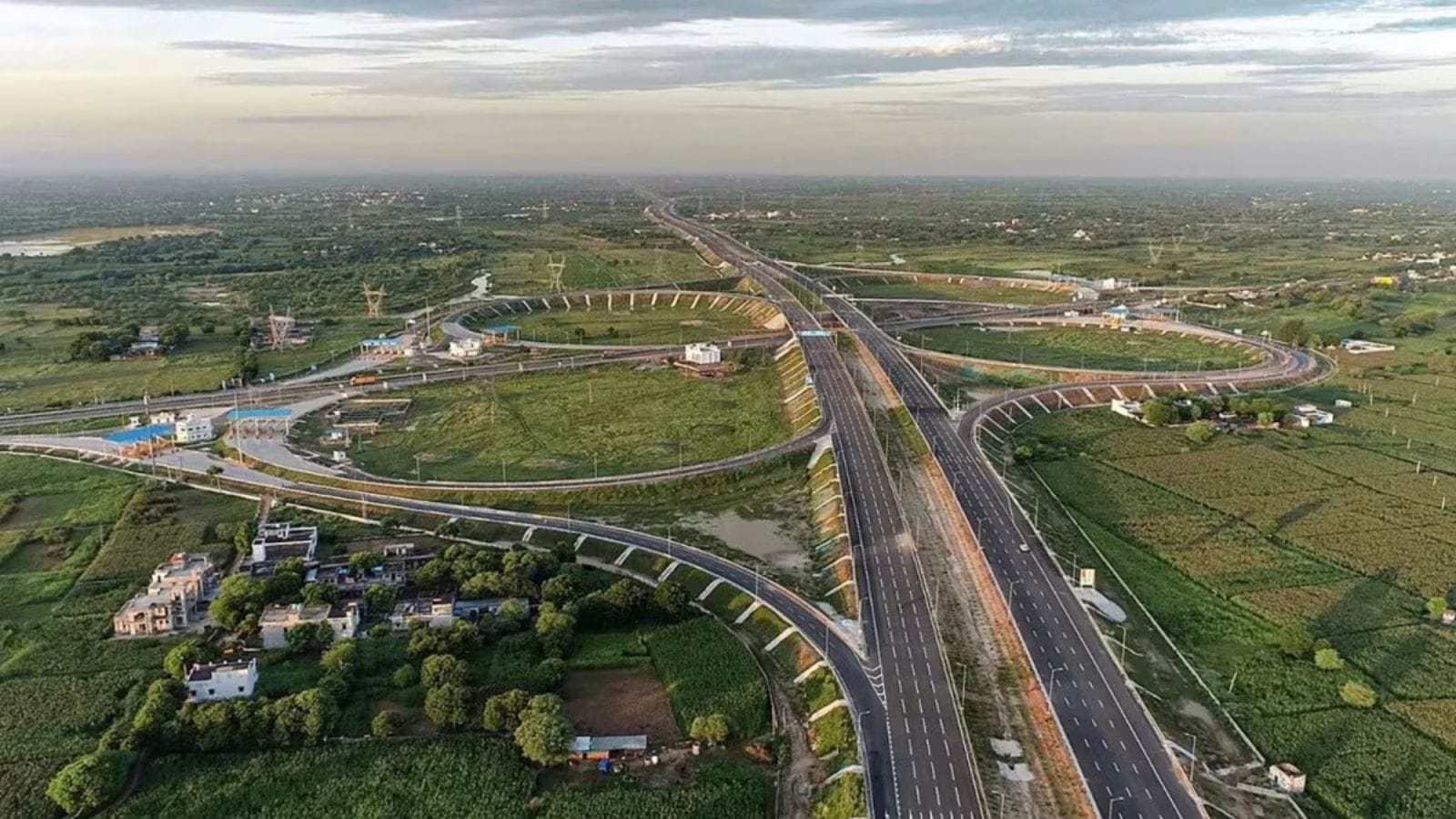 ‘Citizens can’t be deprived…’: Delhi HC allows NHAI to terminate contract of firm ‘holding up’ Delhi-Mumbai Expressway | Legal News ‘Citizens can’t be deprived…’: Delhi HC allows NHAI to terminate contract of firm ‘holding up’ Delhi-Mumbai Expressway | Legal News