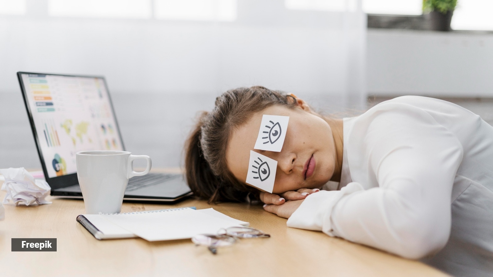 ‘I have multiple alarms set’: How ‘guilt sleeping’ is quietly reshaping lives of corporate professionals and working moms