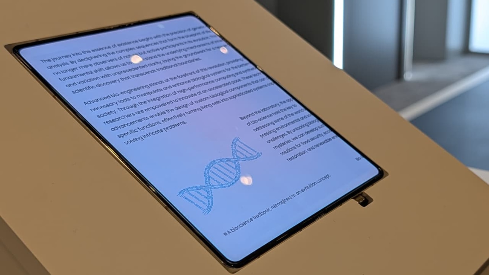 Apple may turn to Samsung for crease-free display tech on iPhone Fold