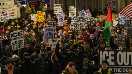 minneapolis protest ice shooting live updates
