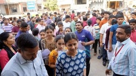 Income tax recruitment