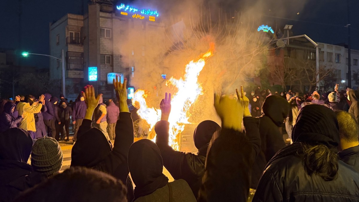Iran authorities hunting down Starlink users to block protest videos from going  global amid internet blackout | World News - The Indian Express