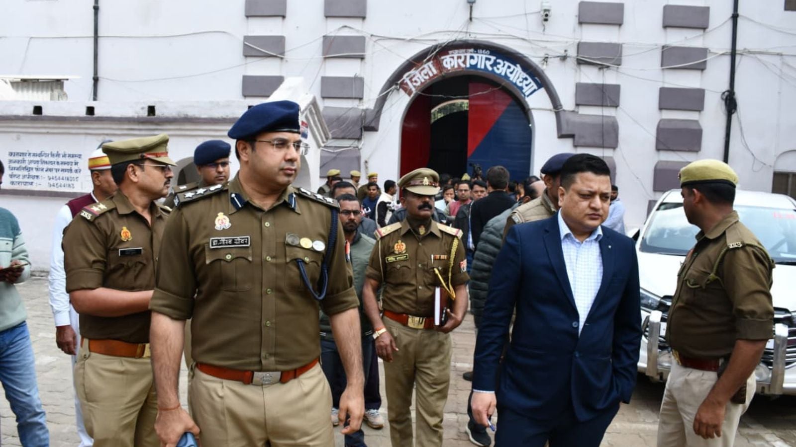 Escape from Ayodhya jail: Two undertrials flee, 7 officials suspended