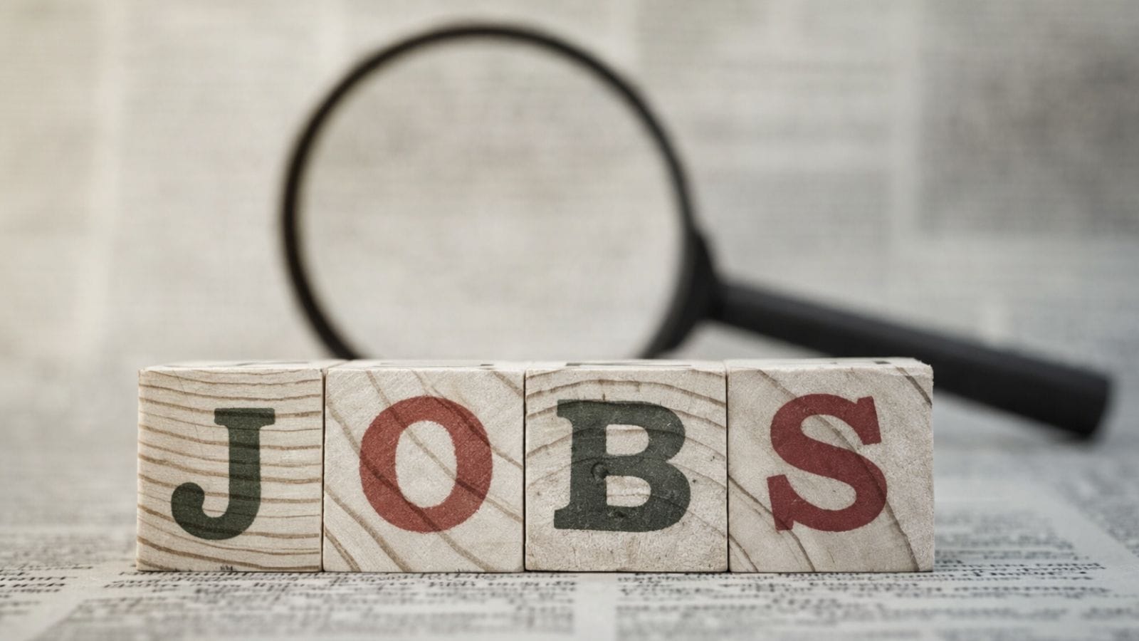 Meta engineer questions common job-hunt practices, says a profile tweak drew 83 recruiters