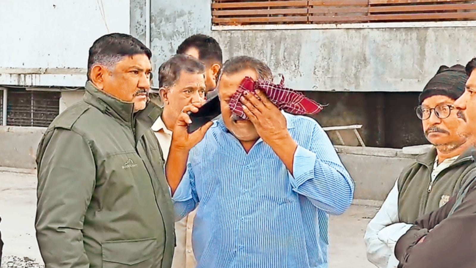 Junagadh: Forest tracker dies after tranquilising dart accidentally hits him during lioness rescue operation