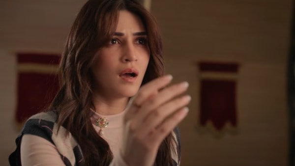 Kriti Sanon in Tere Ishk Mein