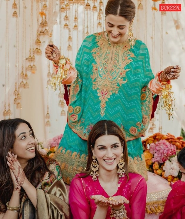 kriti sanon photos, bf kabir, sister nupur wedding
