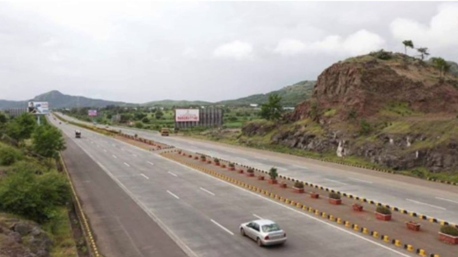 Mumbai–Pune Missing Link deadline pushed to May, work nears completion