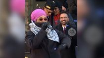 Toronto-based Punjabi artist Babbu Beard, known online as Babbulicious, performed his viral song ‘Gaddi Red Challenger’ at the swearing-in of Zohran Kwame Mamdani as New York’s mayor