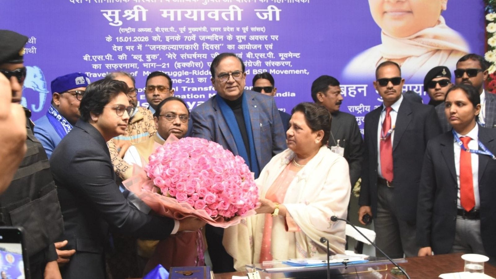 On her 70th birthday in Lucknow, BSP chief Mayawati launches upper‑caste outreach, saying 'Brahmins need respect'