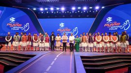 Pune: Maharashtra Chief Minister Devendra Fadnavis, center, attends the felicitation ceremony for athletes participating in the International Cycling Pune Grand Tour, in Pune, Saturday, Jan. 17, 2026. Union Minister of State Murlidhar Mohol, Minister Chandrakant Patil, Minister of State Madhuri Misal and others were also seen. (PTI Photo)(PTI01_17_2026_000661B)