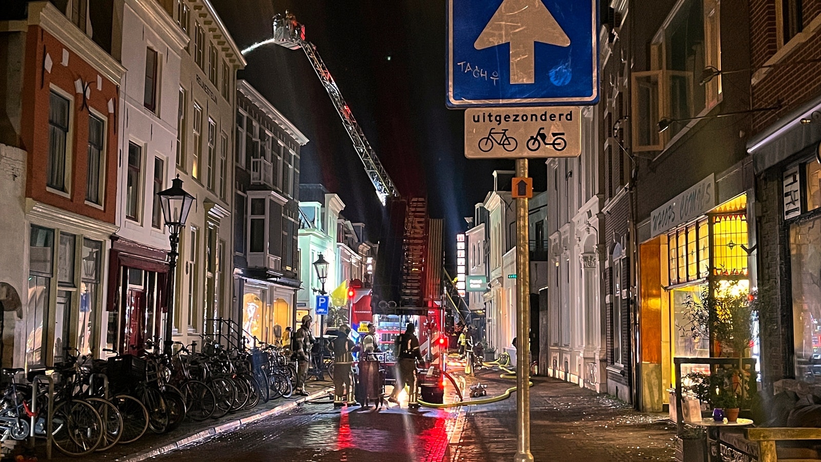 Explosion in Netherlands injures at least 4, causes widespread damage