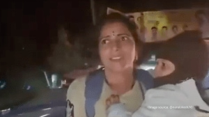 Acting instinctively, the woman constable first handed her baby to fellow passengers and began clearing traffic on her own