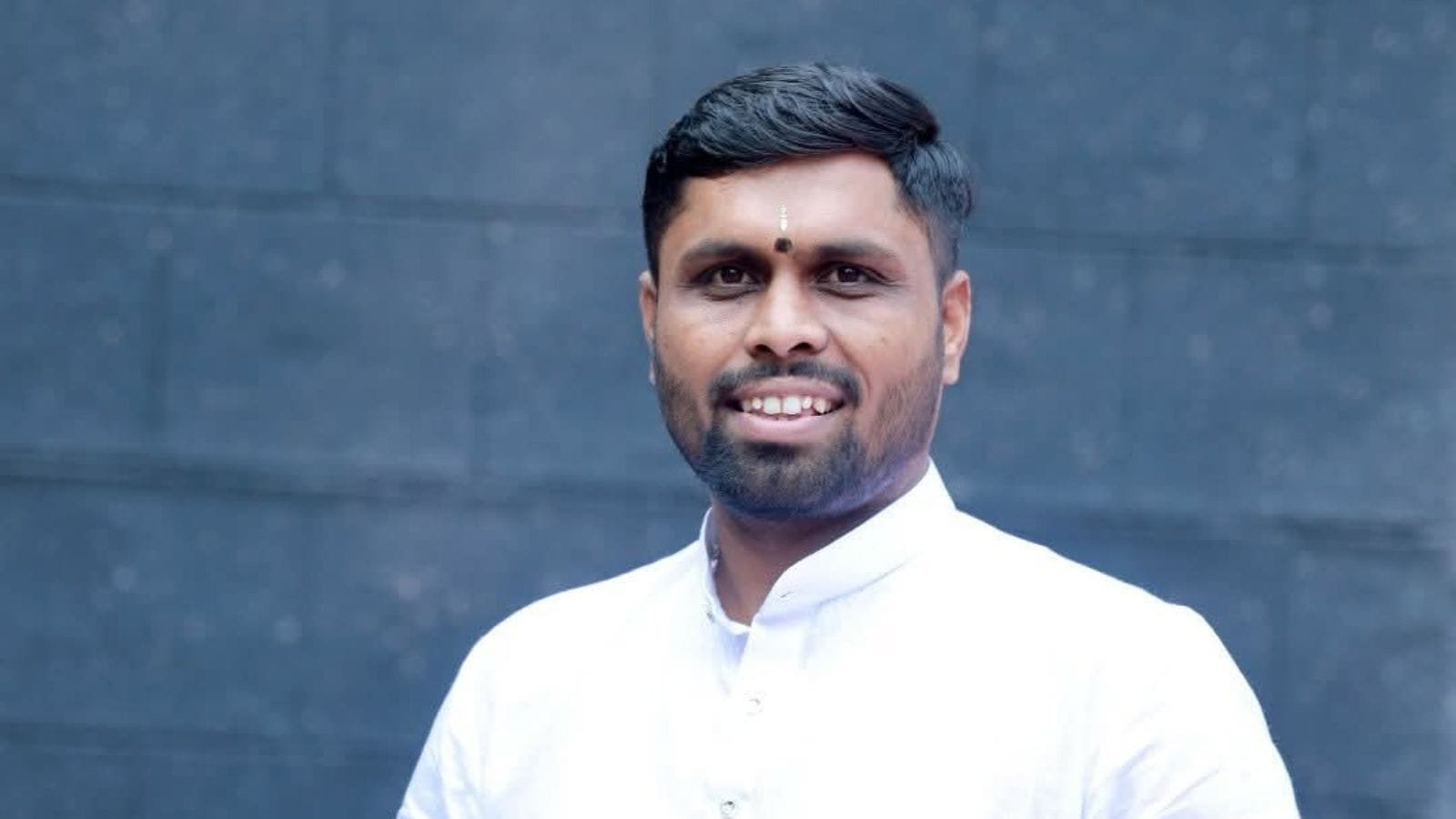 From civic quarters to PMC hall: Son of conservancy staff elected as corporator in the same office where his parents work