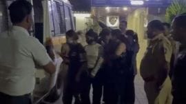 pune police busts sex racket