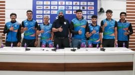 Few riders of the two Indian teams, coaches, BFI President at the press conference on January 16.