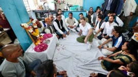 Madhya Pradesh contanimated water, Rahul tears into Madhya Pradesh govt, Madhya Pradesh, Rahul Gandhi, Indore news, Indore Water Tragedy, Indore Water Contamination, Indore borewell water deaths, Indore borewell water contamination, Indore water contamination, water contamination, Narmada pipeline, Narmada pipeline pending, vomiting, diarrhoea, dehydration, Indian express news, current affairs