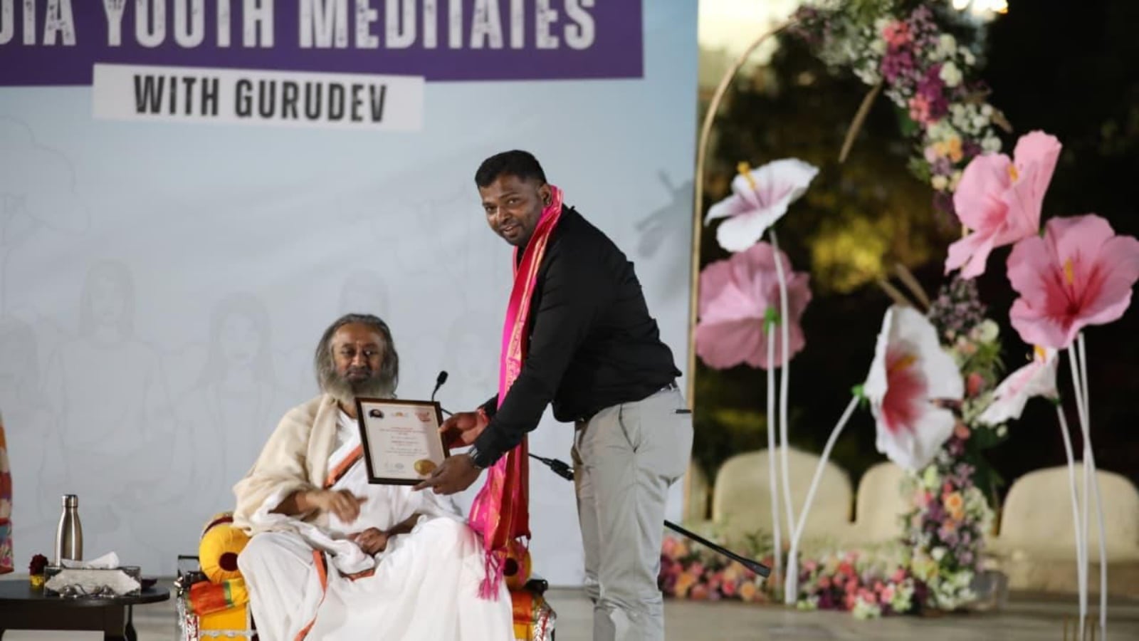National Youth Day 2026: Over 30,000 youth meditate with Sri Sri Ravi Shankar in a pan-India event