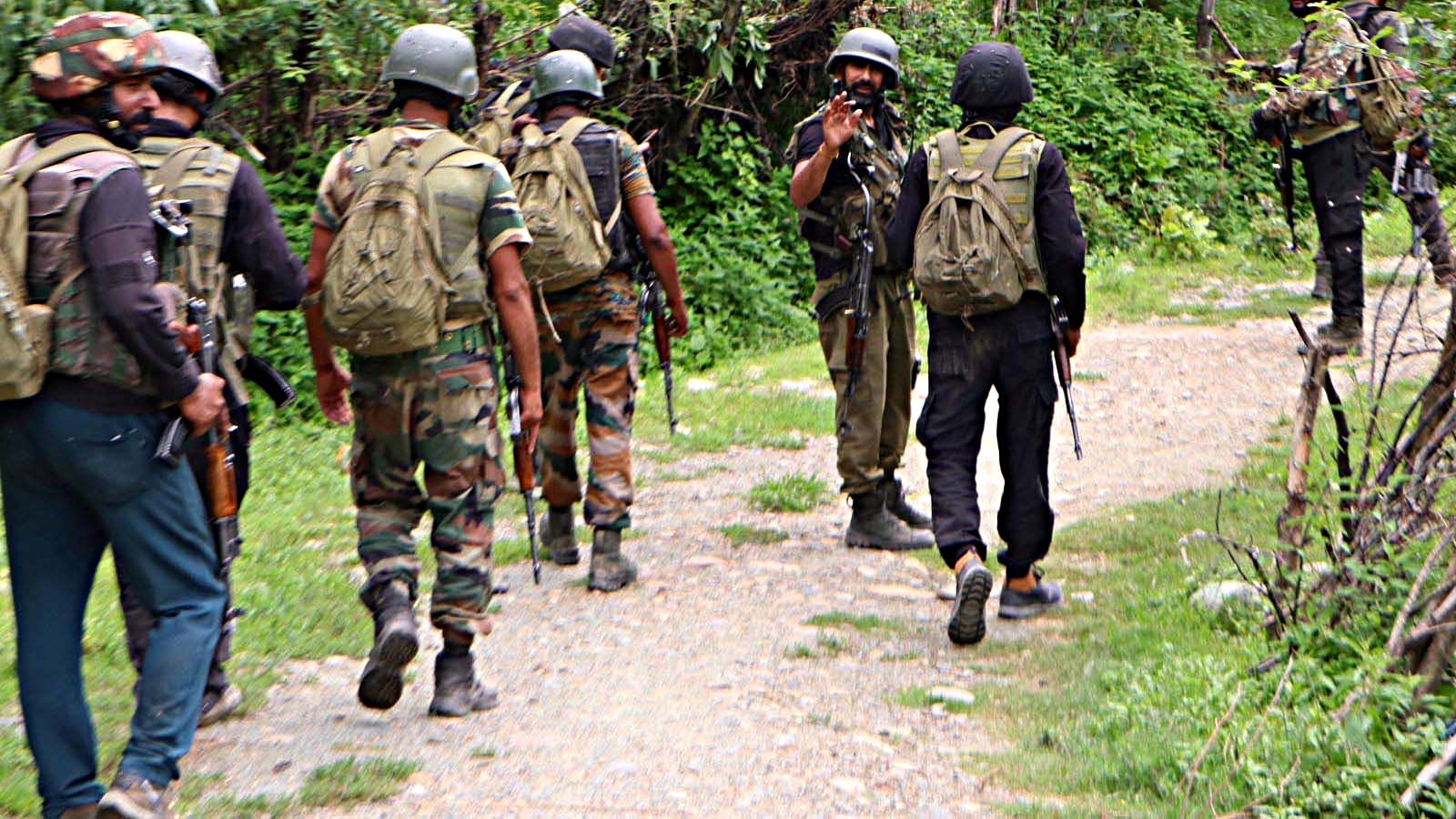 Top Maoist leader with Rs 1 crore bounty among 15 killed in Jharkhand encounter