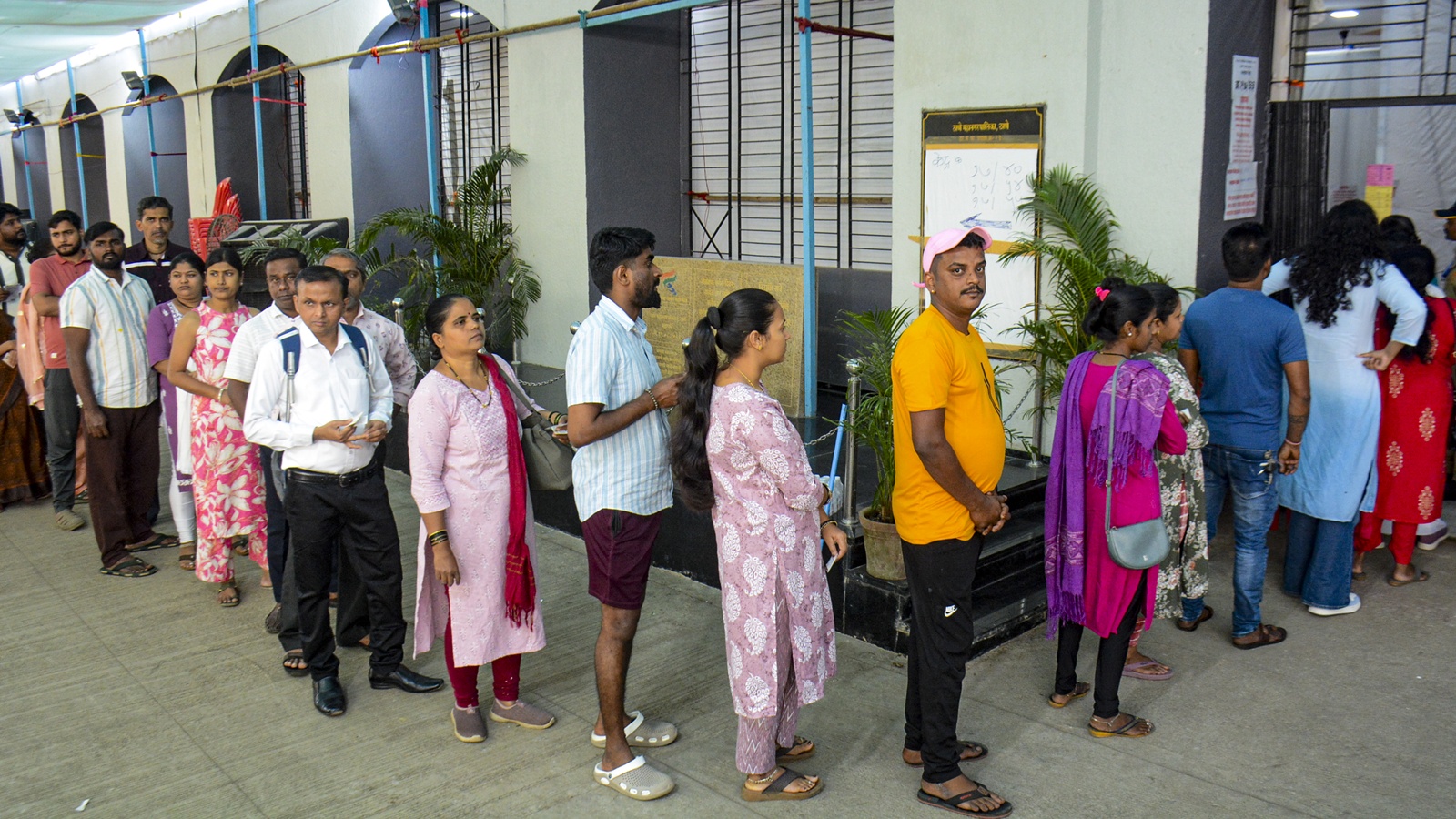 Thane Voters Confused by Multiple-Ballot System in Municipal Elections
