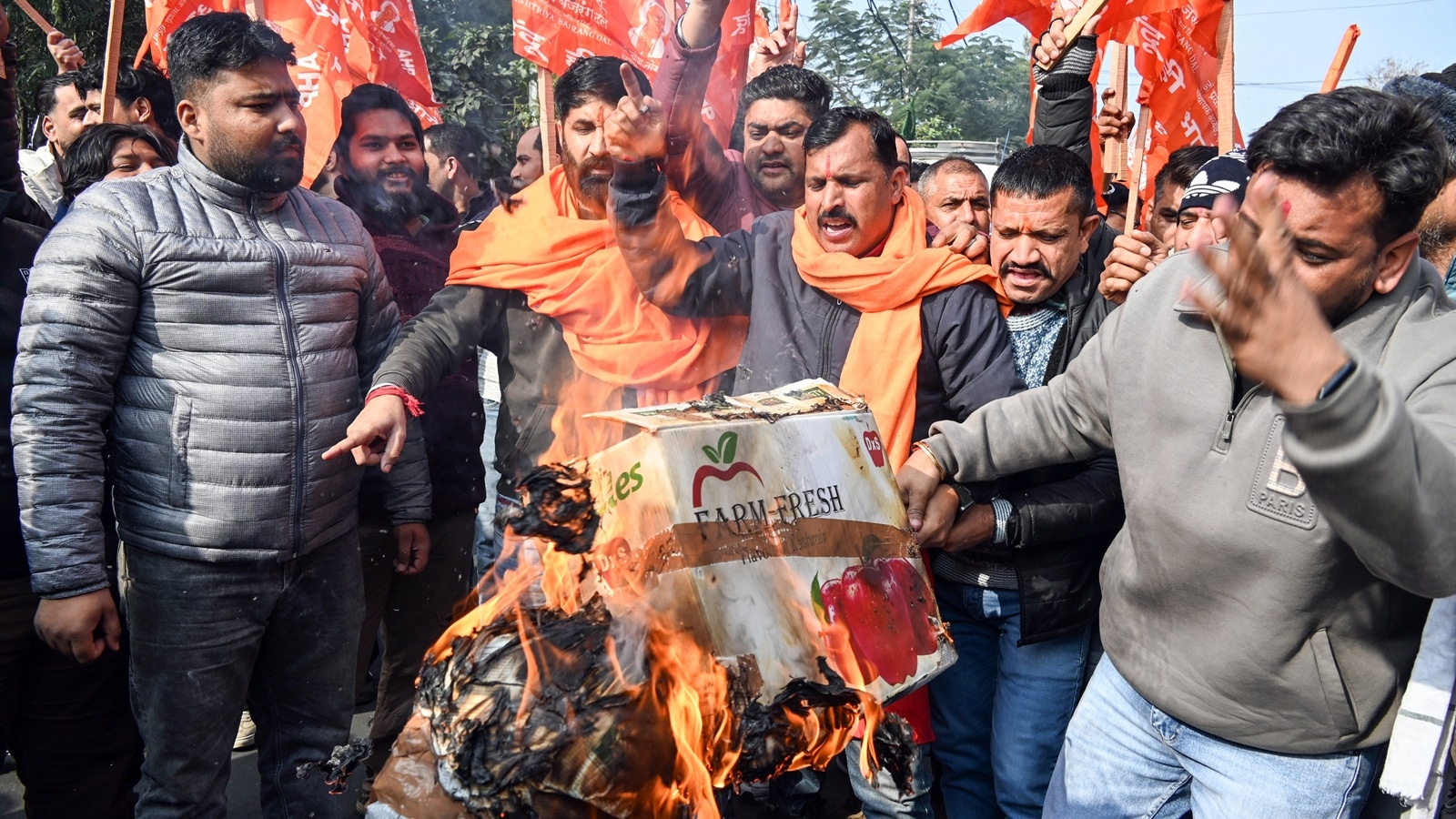 indianexpress.com - Arun Sharma - Multiple complaints, surprise inspection: National Medical Council withdraws MBBS nod to Vaishno Devi medical college amid row over admission to Muslims