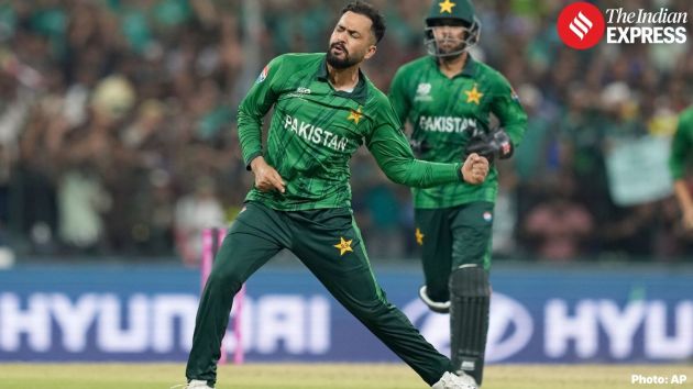 Pakistan’s spinners picked up seven wickets in Colombo, conceding 105 runs across all phases