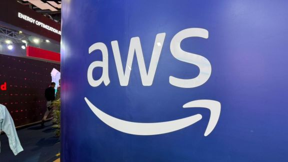 The company said it is partnering with India’s Yotta Data Services to deploy AWS Outposts under the National Informatics Centre’s MeghRaj 2.0 cloud initiative.