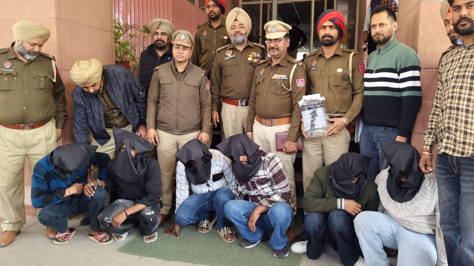 10 arrested in Mohali Phase-11 murder case, 6 accused still absconding