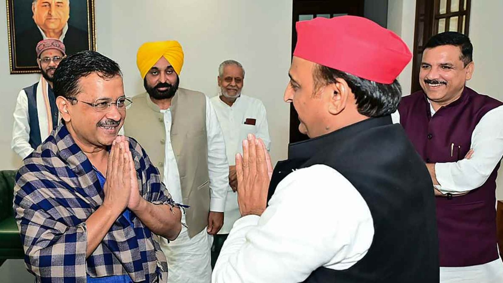 ‘Moral death sentence for BJP’: Samajwadi Party chief Akhilesh after Kejriwal’s discharge in Delhi excise policy case