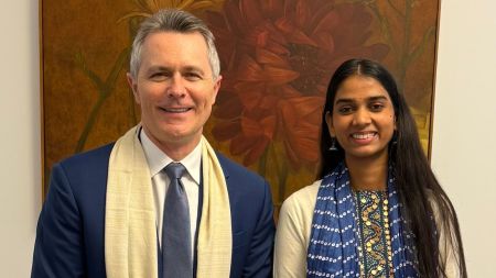 Australia's Minister of Education Jason Clare and Nancy (Image: University of Melbourne)