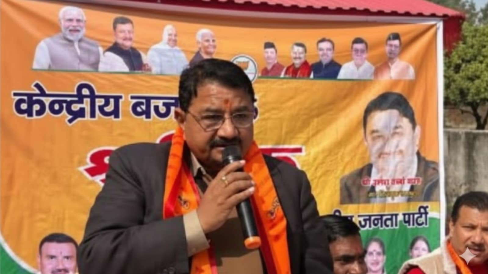 ‘Sustained injuries to eye, face’: Uttarakhand official accuses BJP MLA, supporters of assaulting him in his office