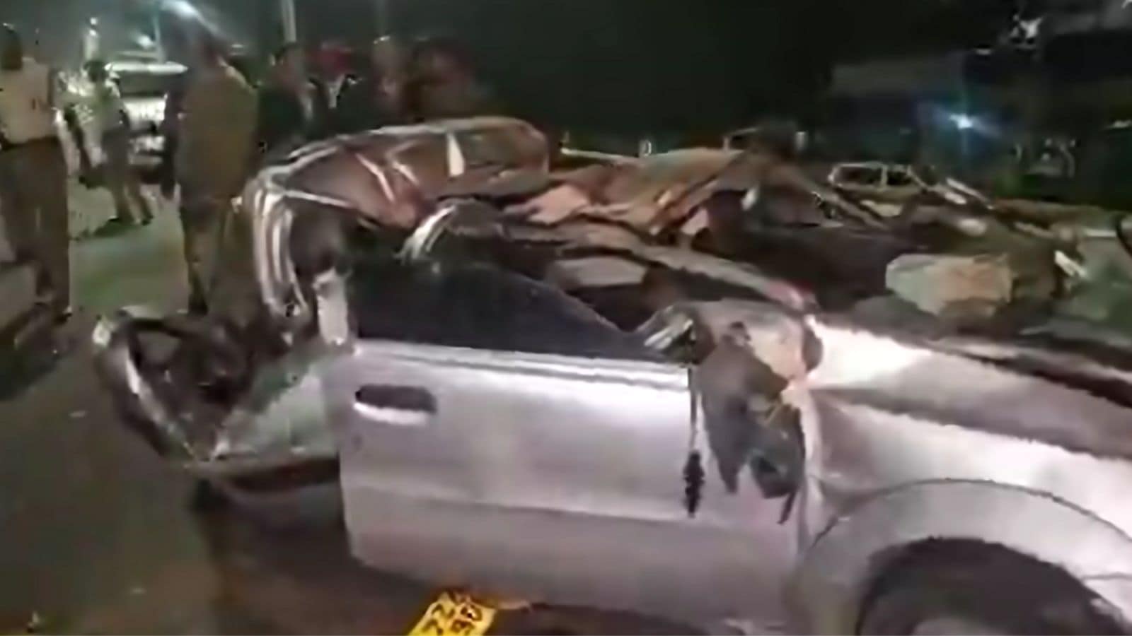 5 men killed as speeding car leaps over divider, rams into KSRTC bus in Bengaluru