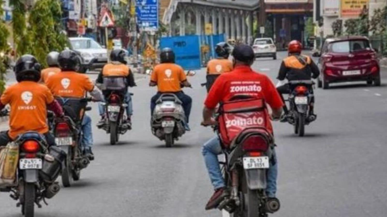 Social security for Swiggy, Zomato partners: How Karnataka’s new welfare fee for gig workers operates | Bangalore News Social security for Swiggy, Zomato partners: How Karnataka’s new welfare fee for gig workers operates | Bangalore News