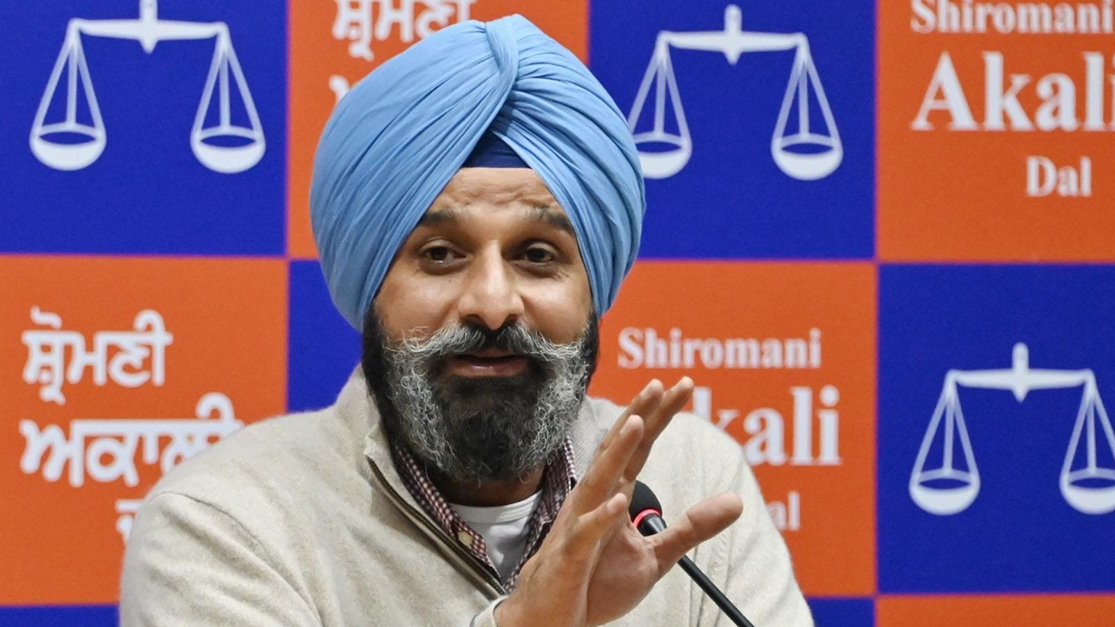 Supreme Court grants bail to Akali leader Bikram Majithia in Rs 540-crore corruption case