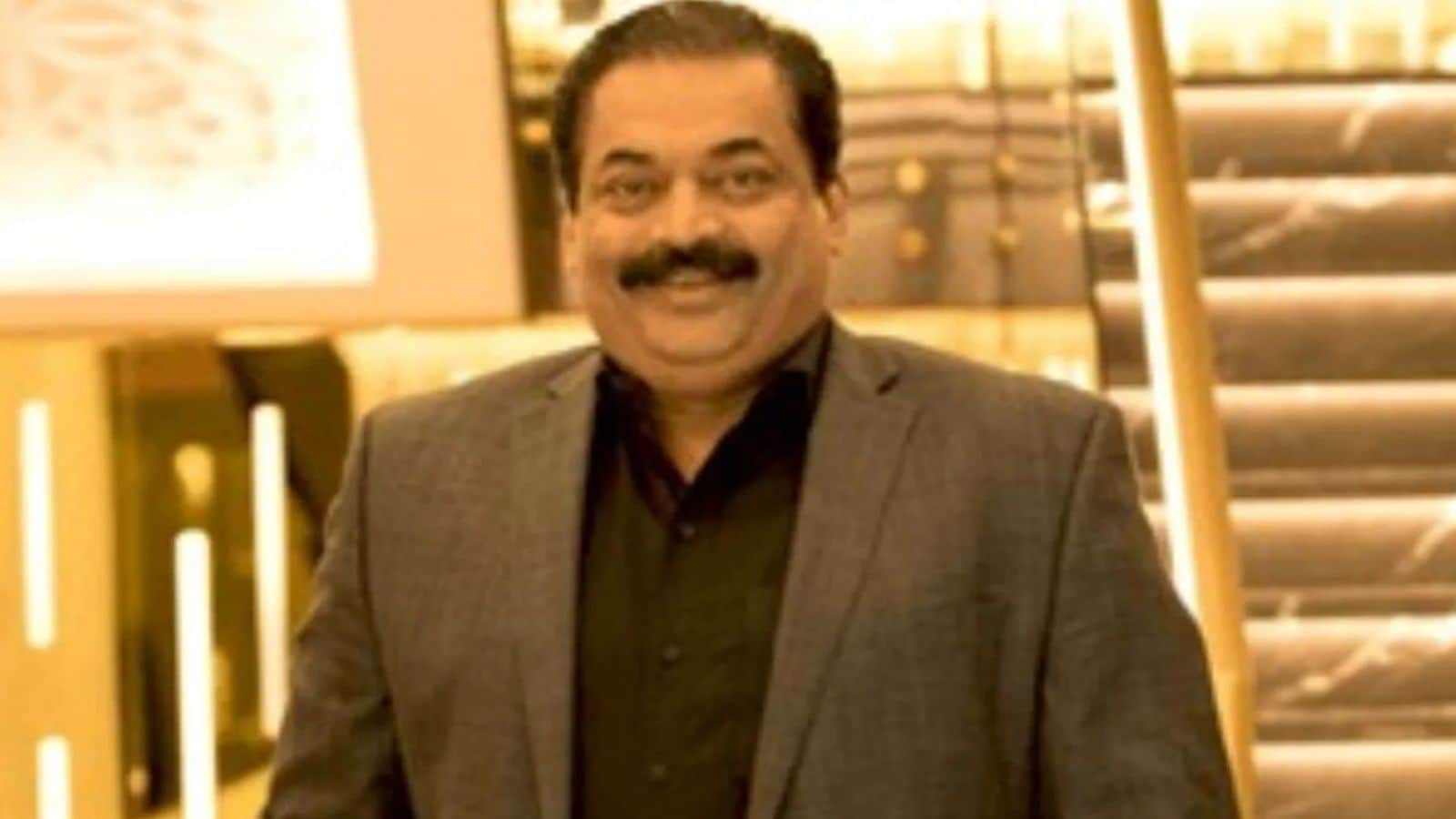 9-page red-ink note and walk-in psychiatry visit deepen mystery around real estate tycoon C J Roy’s suicide