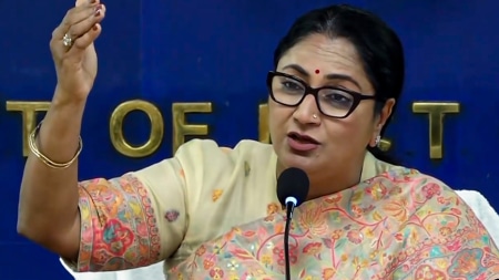 Delhi Chief Minister Rekha Gupta on Tuesday inaugurated a new school building block at a Sarvodaya Vidyalaya in Mansarovar Garden.