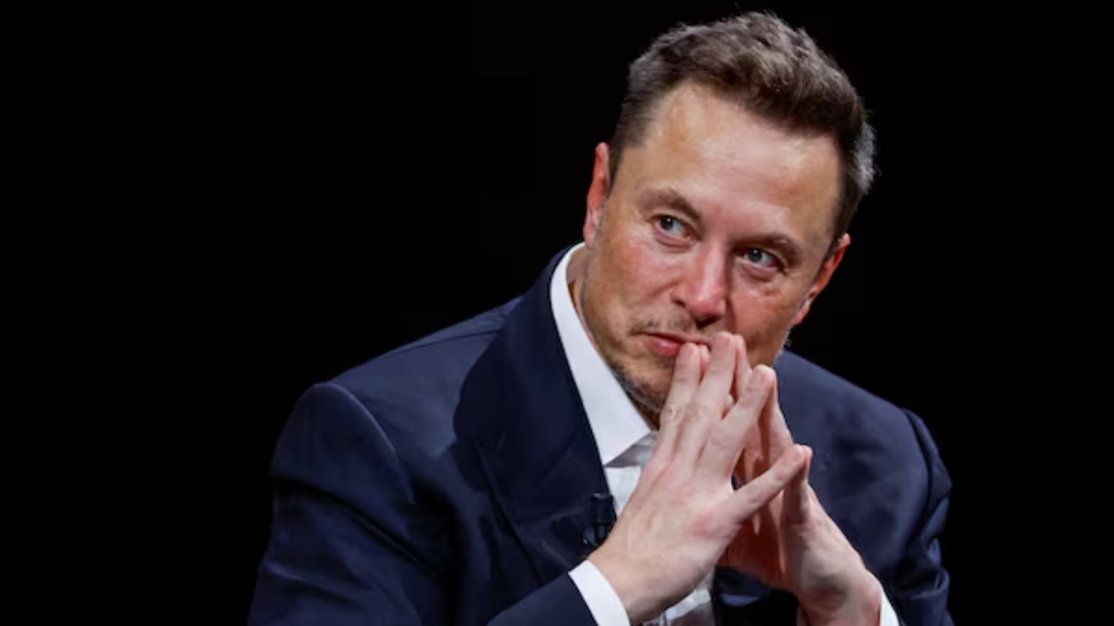 After crossing $800 billion, Elon Musk says ‘money can’t buy happiness,’ Internet reacts: ‘Send me 1 million dollars’