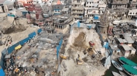 Around 100-150 people took part in the 'Masanae Ki Holi' festivities on Saturday.