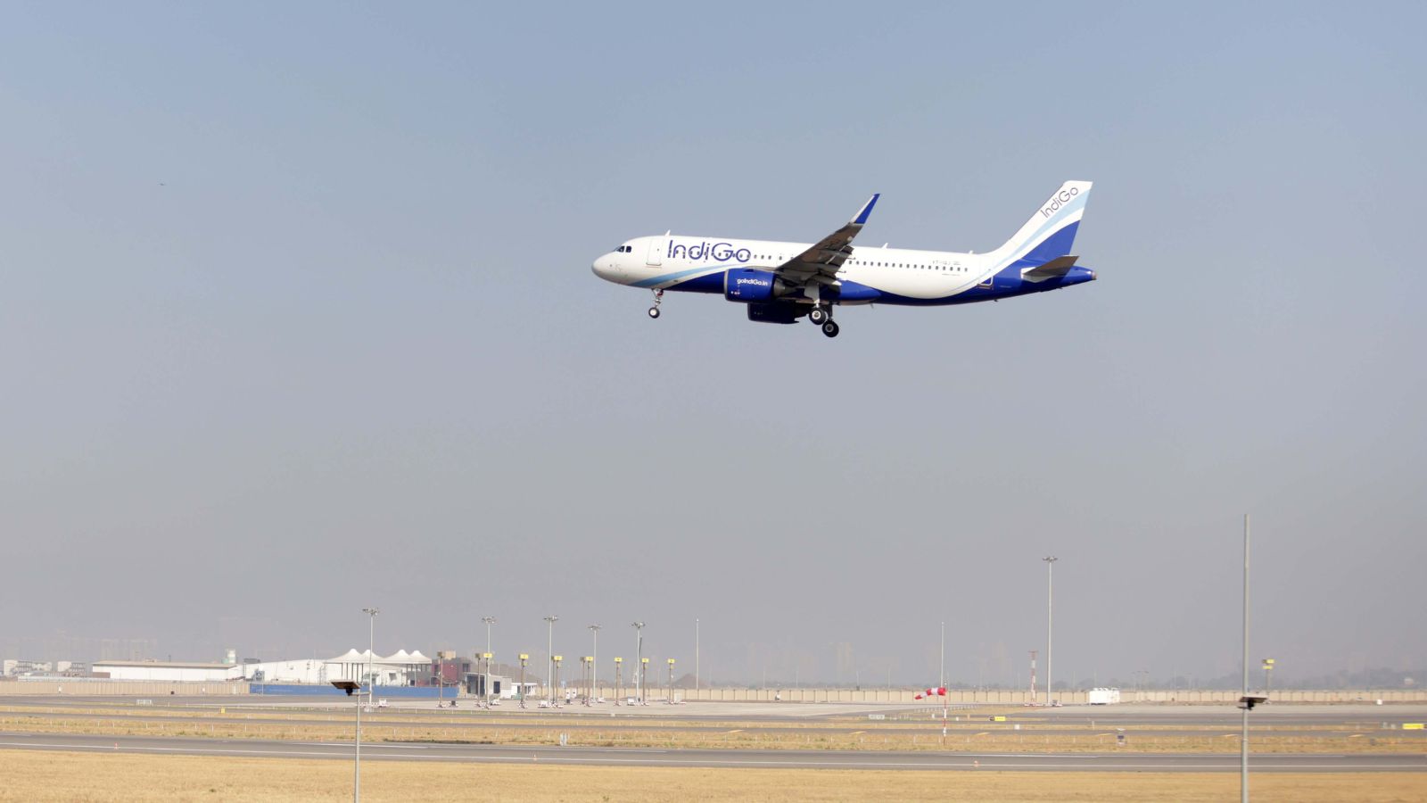 CCI Orders Probe into IndiGo's December Meltdown for Possible Dominance Abuse