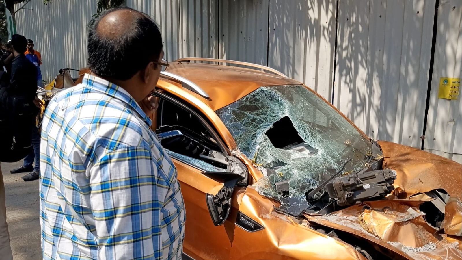 Mumbai Metro construction mishap: 1 dead, 3 injured as slab falls on vehicles in Mulund