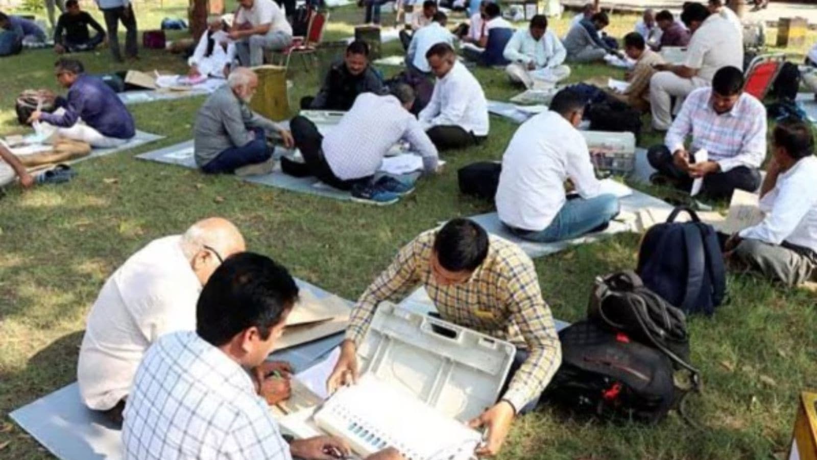 indianexpress.com - Ajay Jadhav - ZP, Panchayat Samiti elections | 'Fitting Ajit homage': Rohit Pawar tells voters to support Ajit's ideology