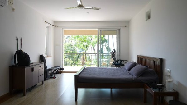 Inside Sameera Reddy’s Goa bungalow. (Pic: mashable India/YT)